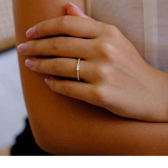 Espere Minimal Dainty Baguette Wedding Band Ring | Emerald Cut CZ - Picture 2 of 3